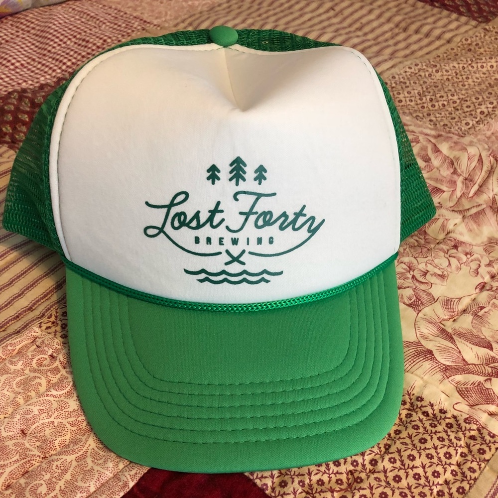 Lost Forty Trucker hat, old school, brand new ❤️